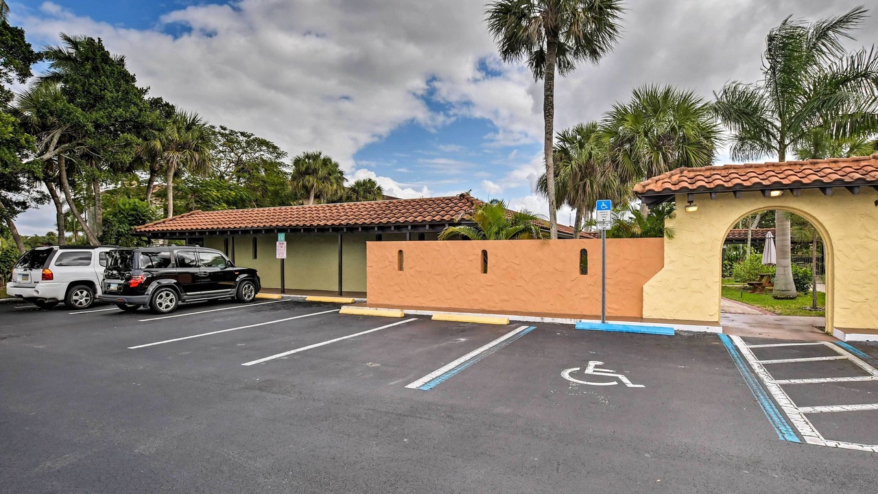 Photo of Outdoor in Naples