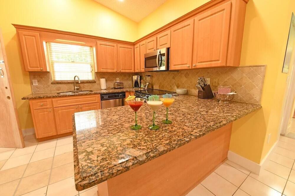 Photo of Kitchen in West Little Havana