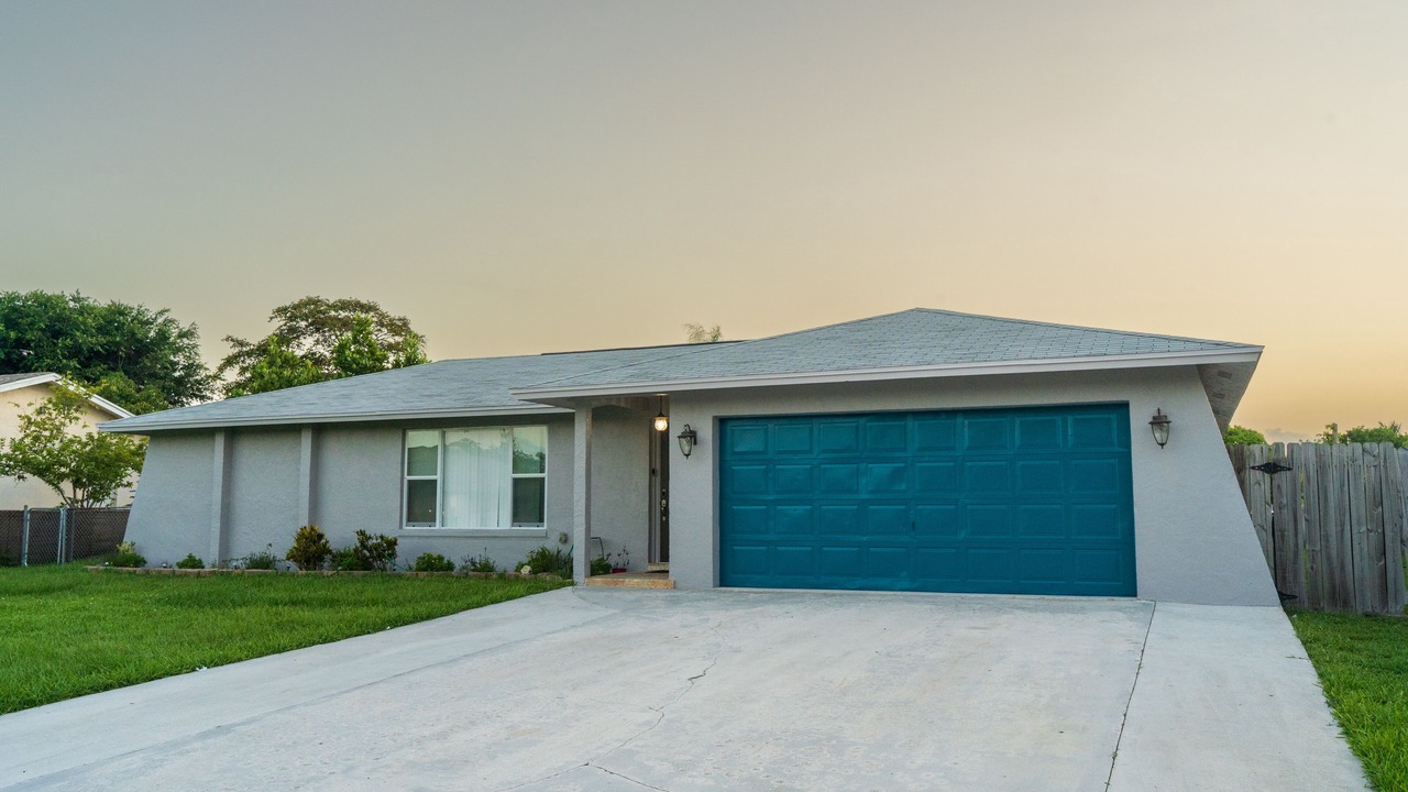 Photo of Outdoor in Royal Palm Beach