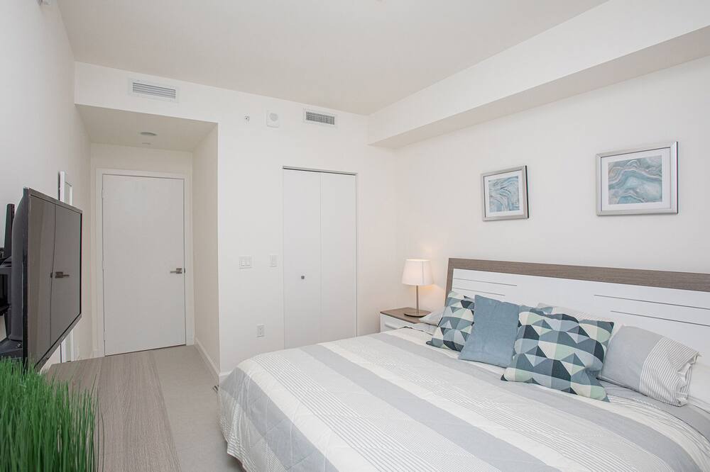 Photo of Bedroom in Doral
