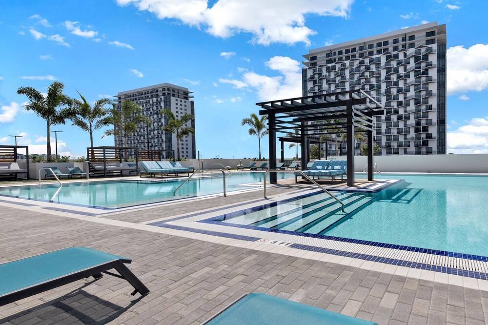 Photo of Outdoor in Doral
