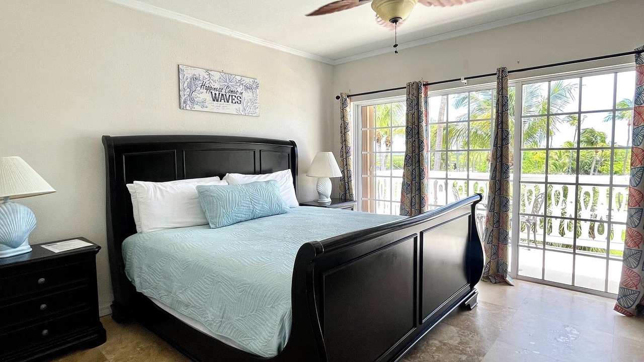 Photo of Bedroom in Islamorada