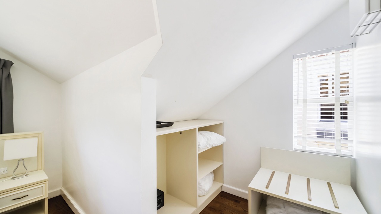 Photo of Bedroom in South Pointe
