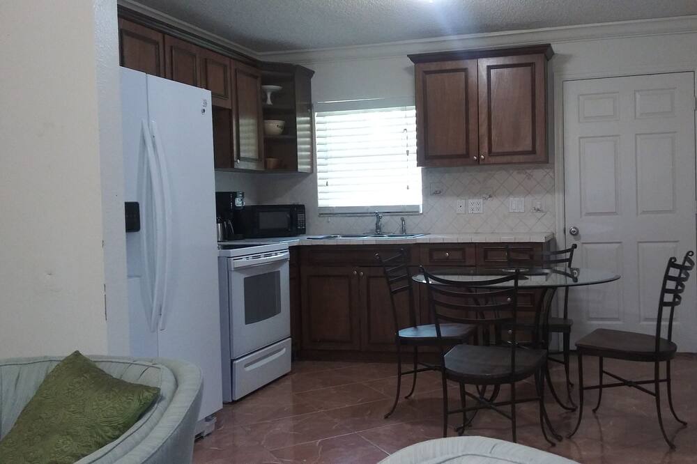 Photo of Kitchen in Loxahatchee Groves