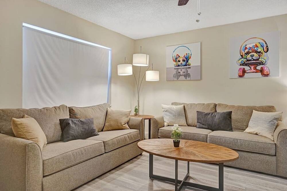 Photo of Livingroom in Victoria Park