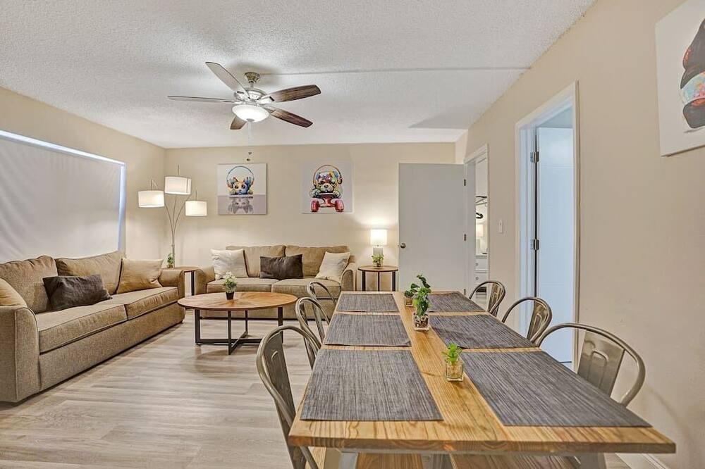 Photo of Livingroom in Victoria Park