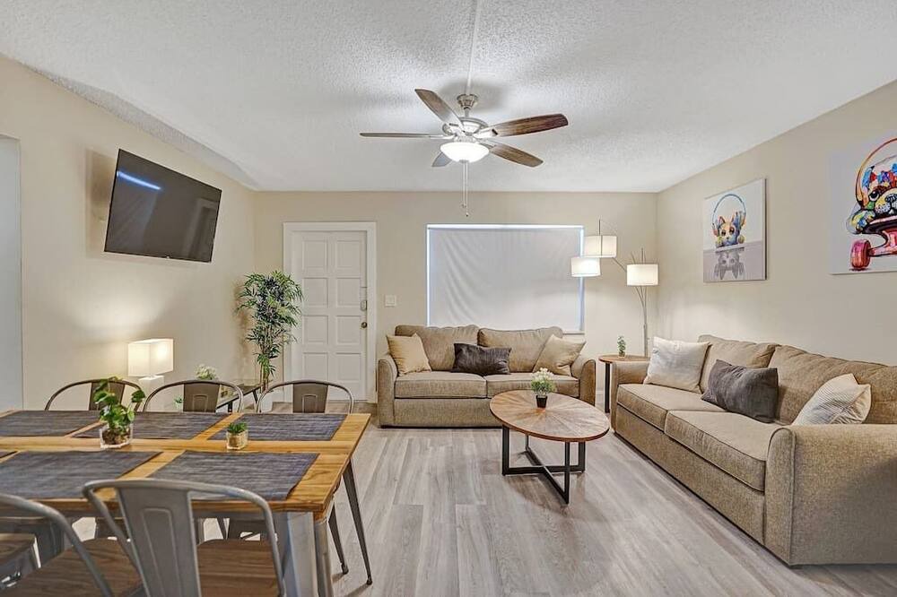 Photo of Livingroom in Victoria Park
