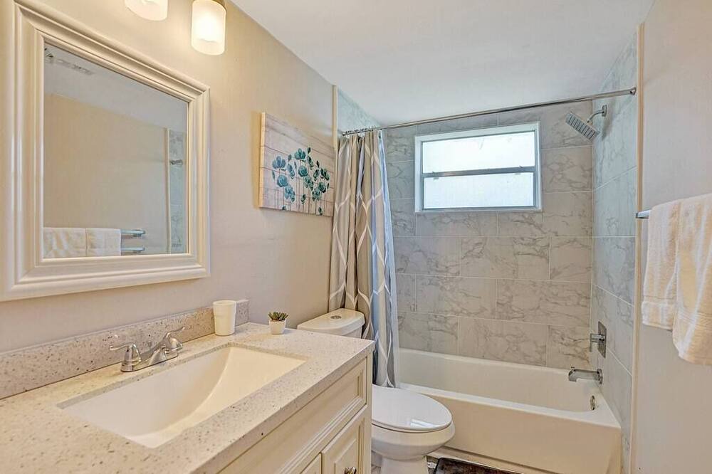 Photo of Bathroom in Victoria Park