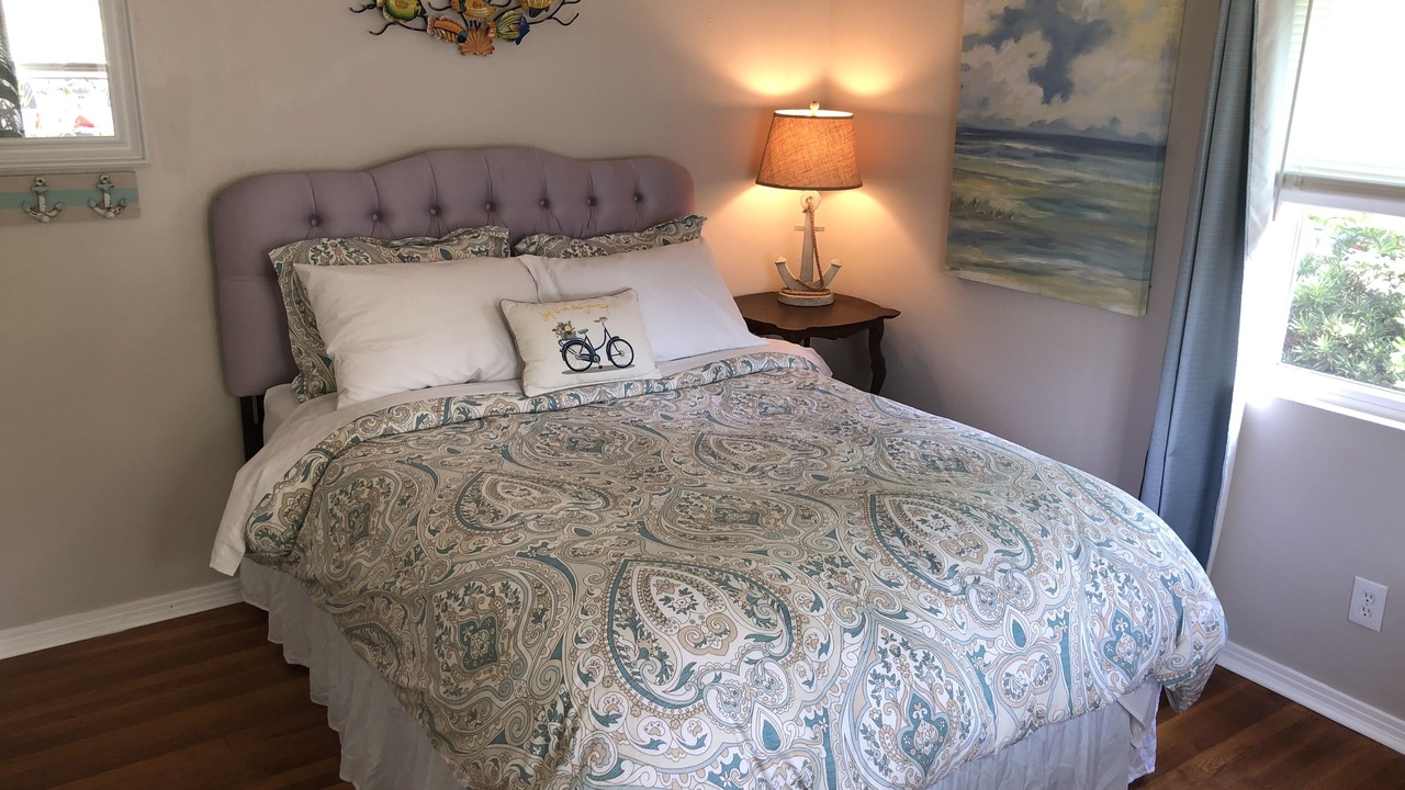 Photo of Bedroom in United Central