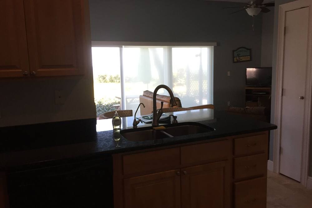 Photo of Kitchen in Melbourne Beach