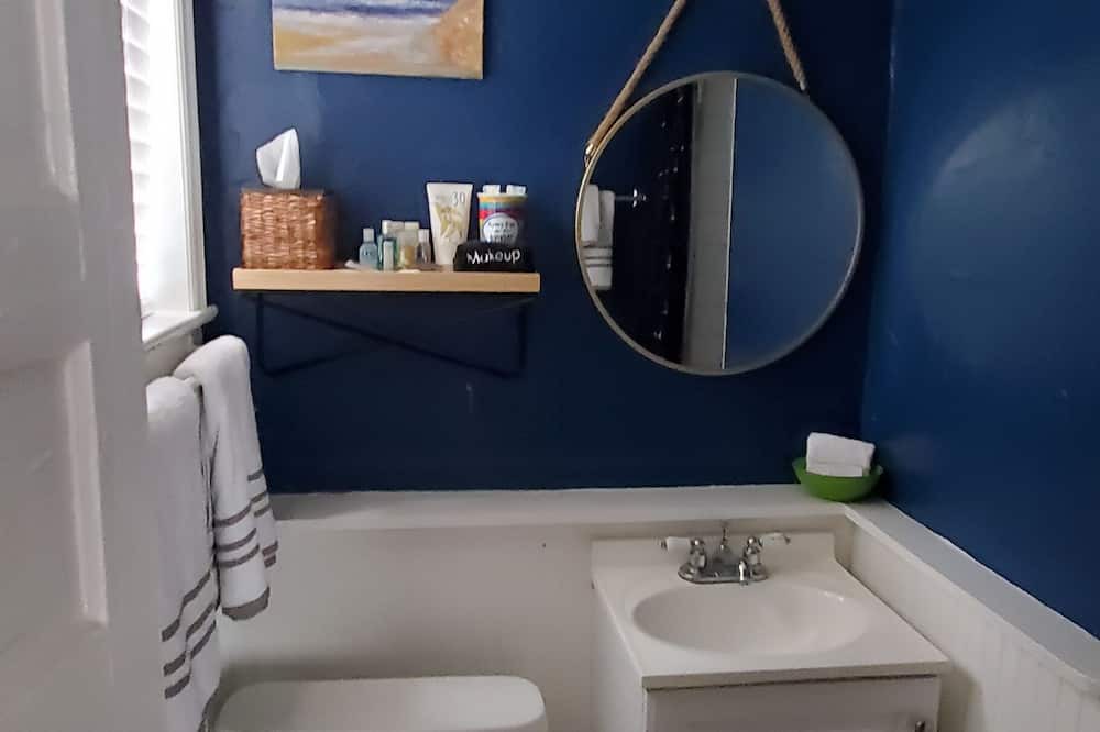 Photo of Bathroom in Palm Harbor