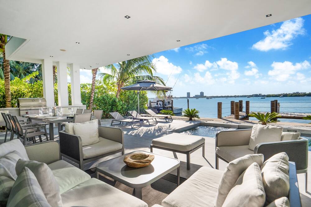 Photo of Patio Balcony in North Bay Village