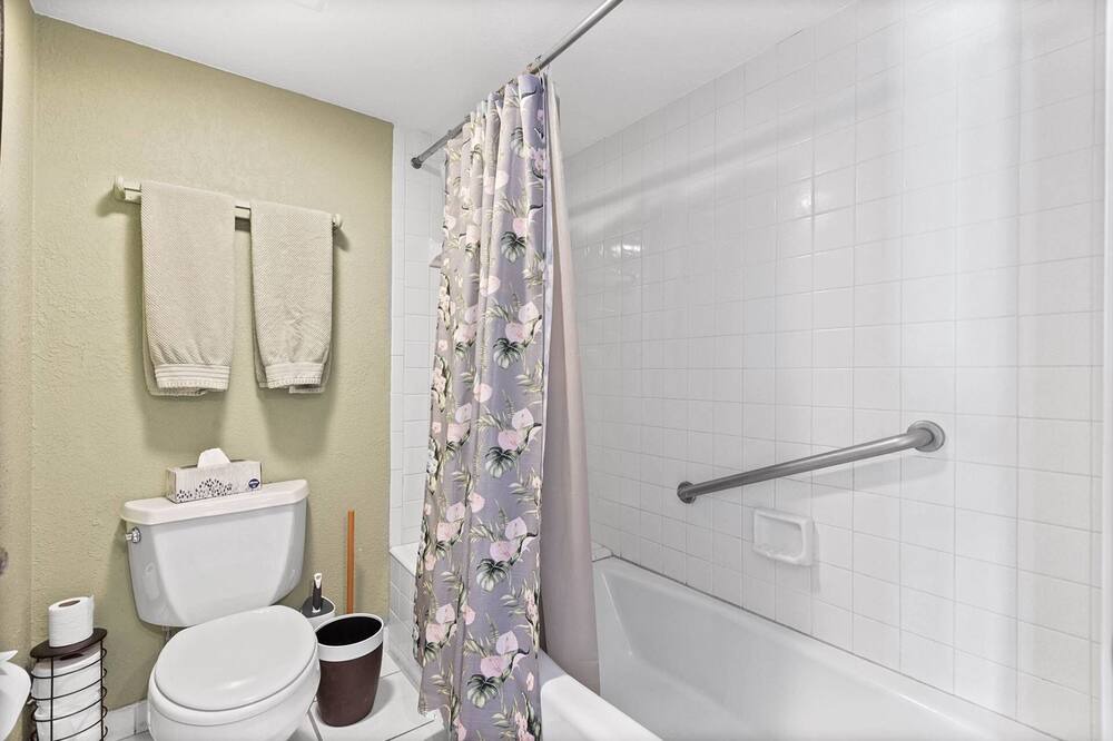 Photo of Bathroom in Clearwater Beach