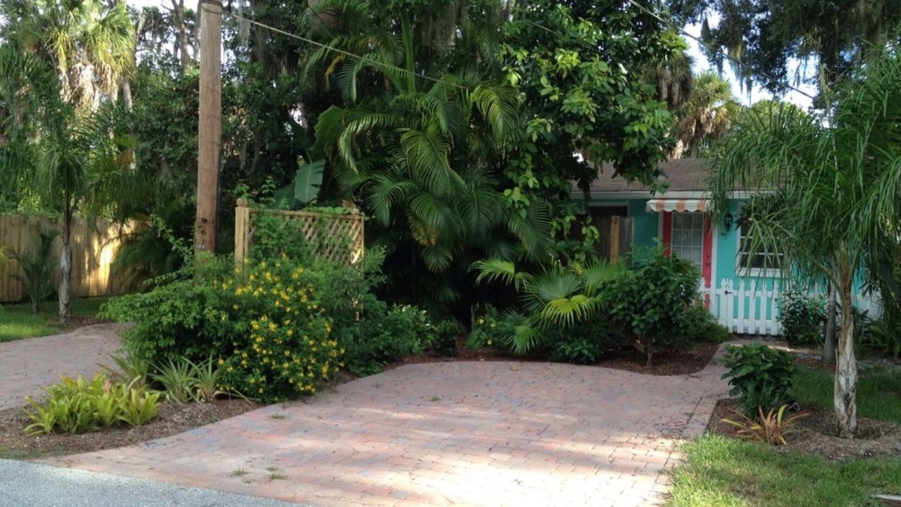 Photo of Outdoor in Englewood