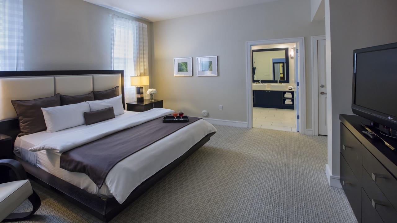 Photo of Bedroom in Doral
