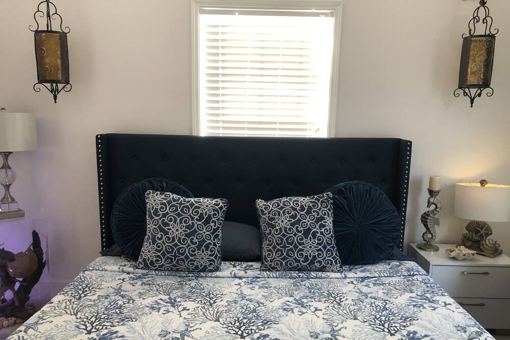 Photo of Bedroom in Sands