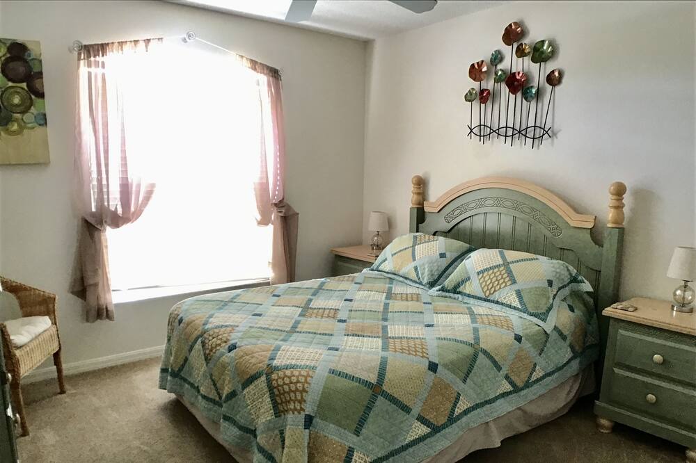 Photo of Bedroom in Poinciana