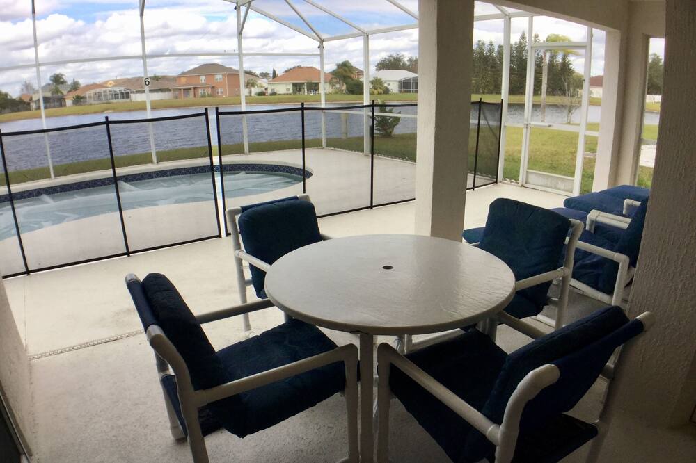 Photo of Outdoor in Poinciana