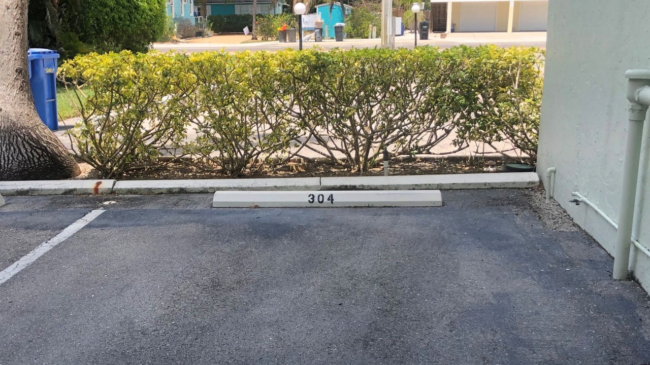 Photo of Outdoor in Mid Island
