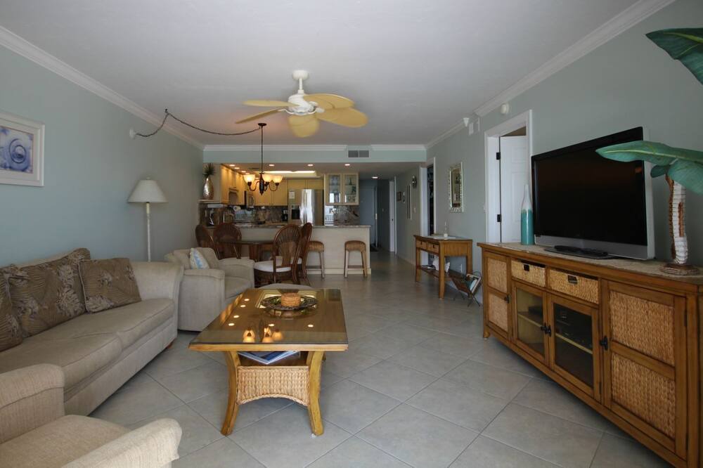 Photo of Livingroom in Fort Myers Beach