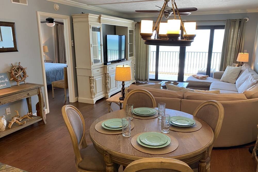 Photo of Livingroom in Fort Myers Beach