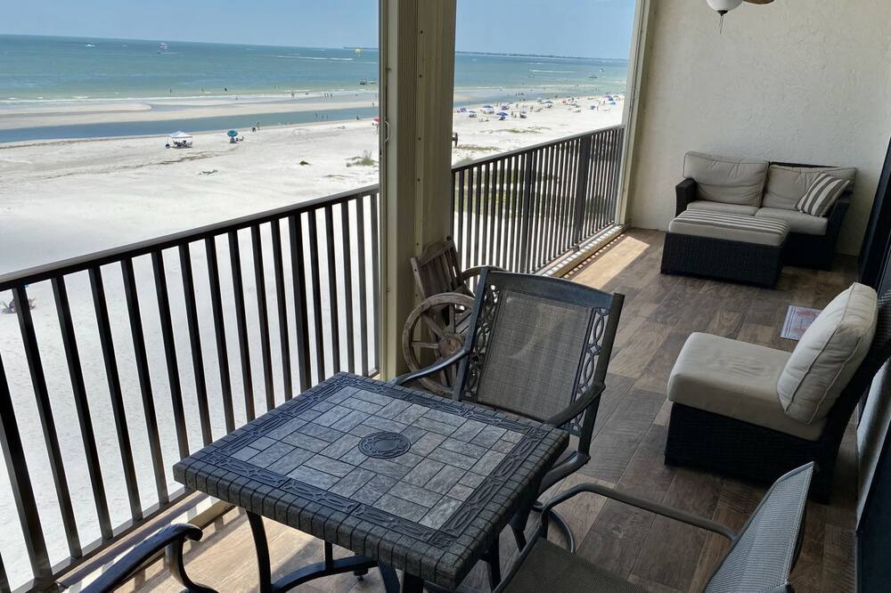 Photo of Patio Balcony in Fort Myers Beach