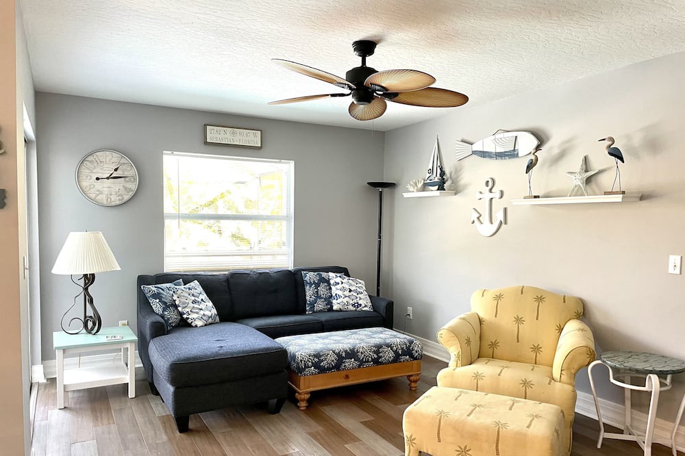 Photo of Bedroom in Sebastian Highlands