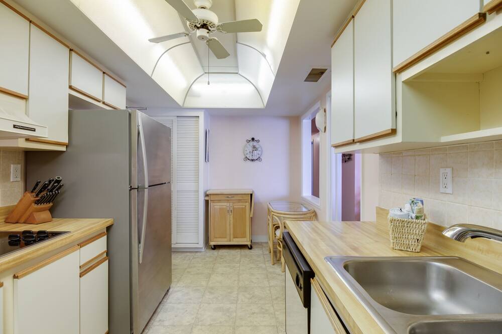 Photo of Kitchen in South Patrick Shores