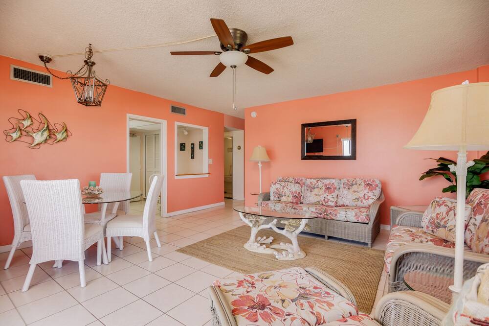 Photo of Livingroom in South Patrick Shores