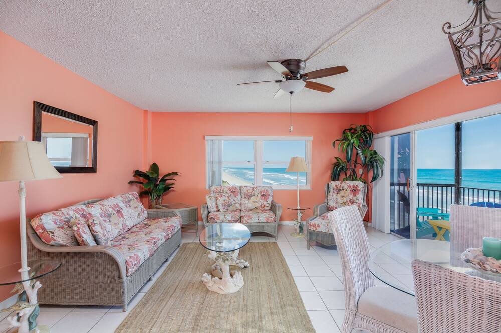 Photo of Livingroom in South Patrick Shores