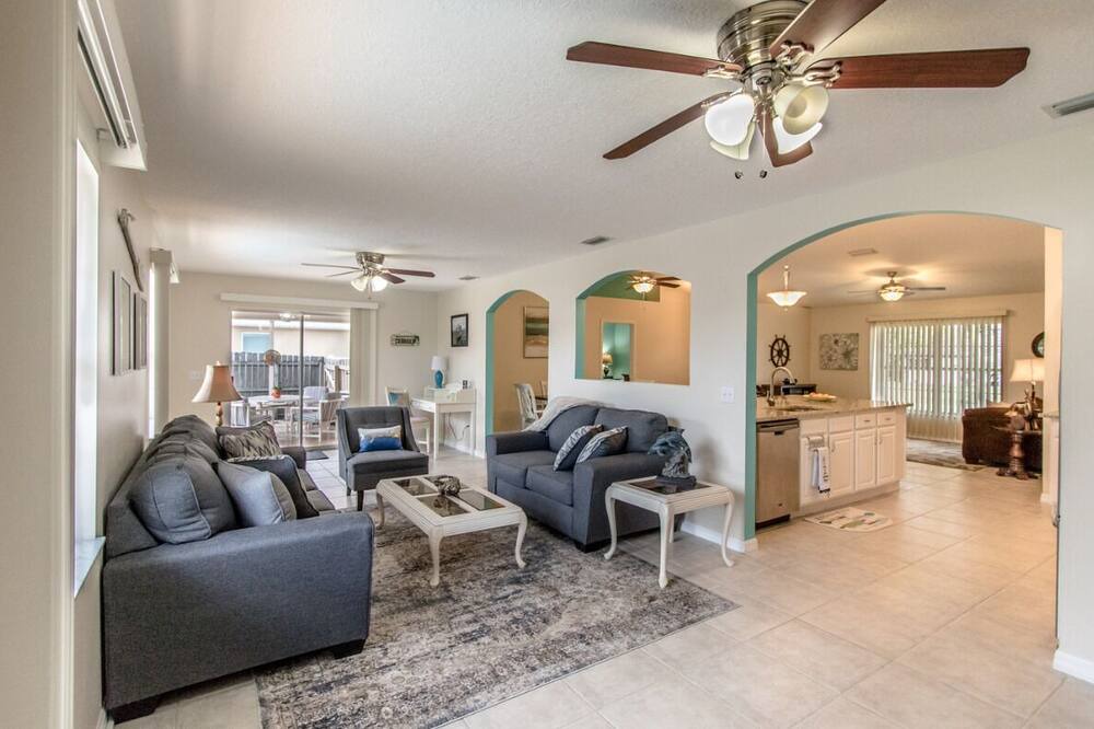 Photo of Outdoor in Sebastian Highlands