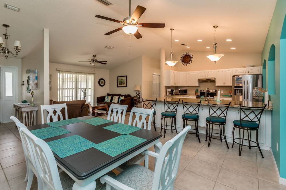 Photo of Kitchen in Sebastian Highlands