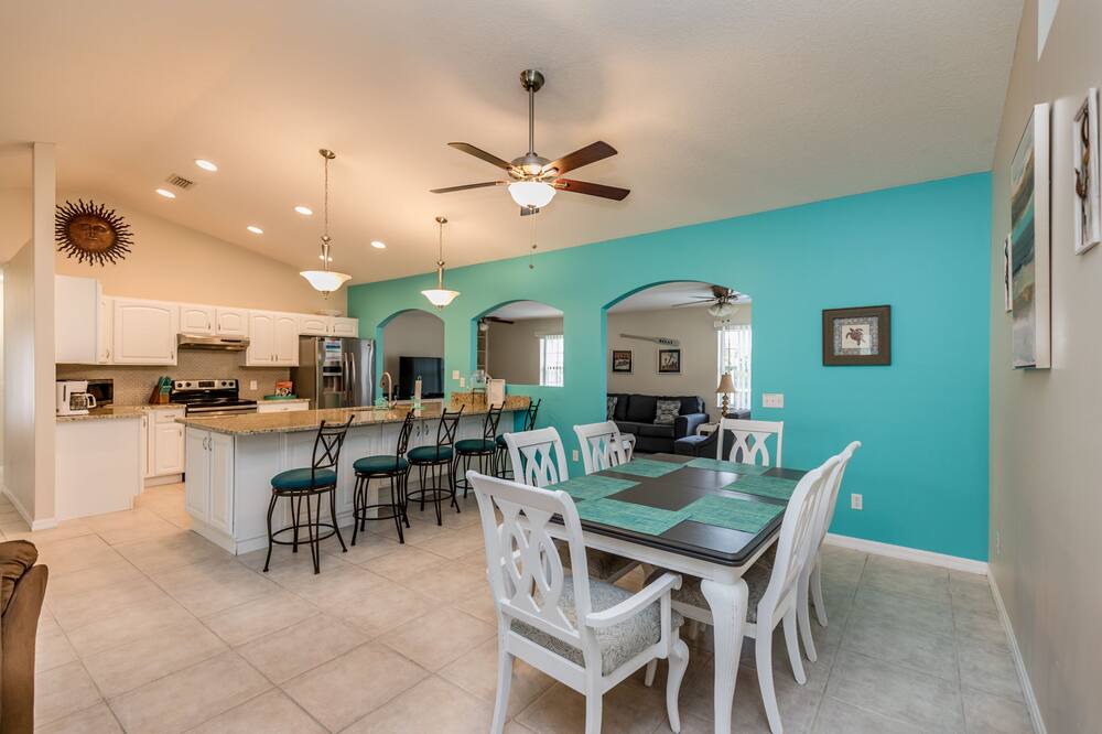 Photo of Kitchen in Sebastian Highlands
