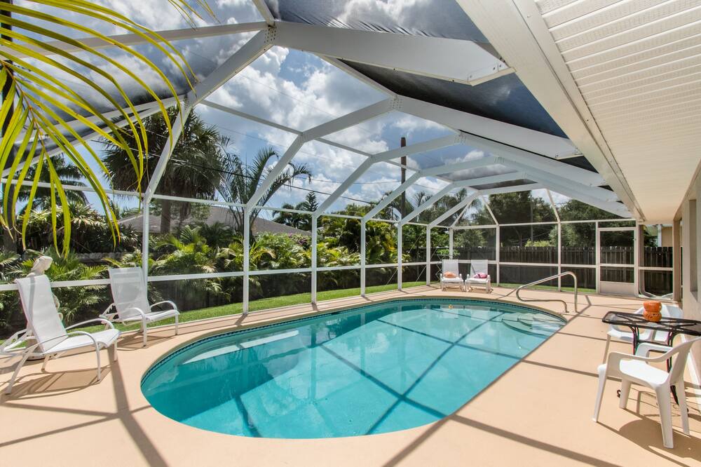 Photo of Outdoor in Sebastian Highlands