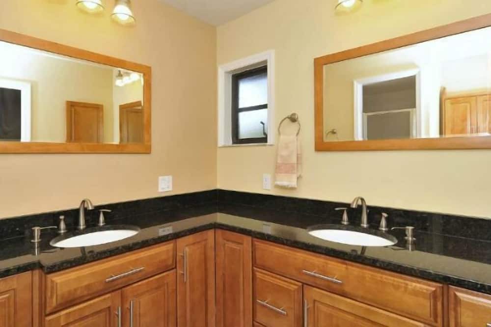 Photo of Bathroom in Braden River