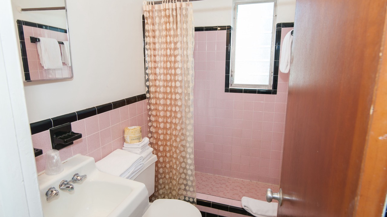 Photo of Bathroom in Marathon