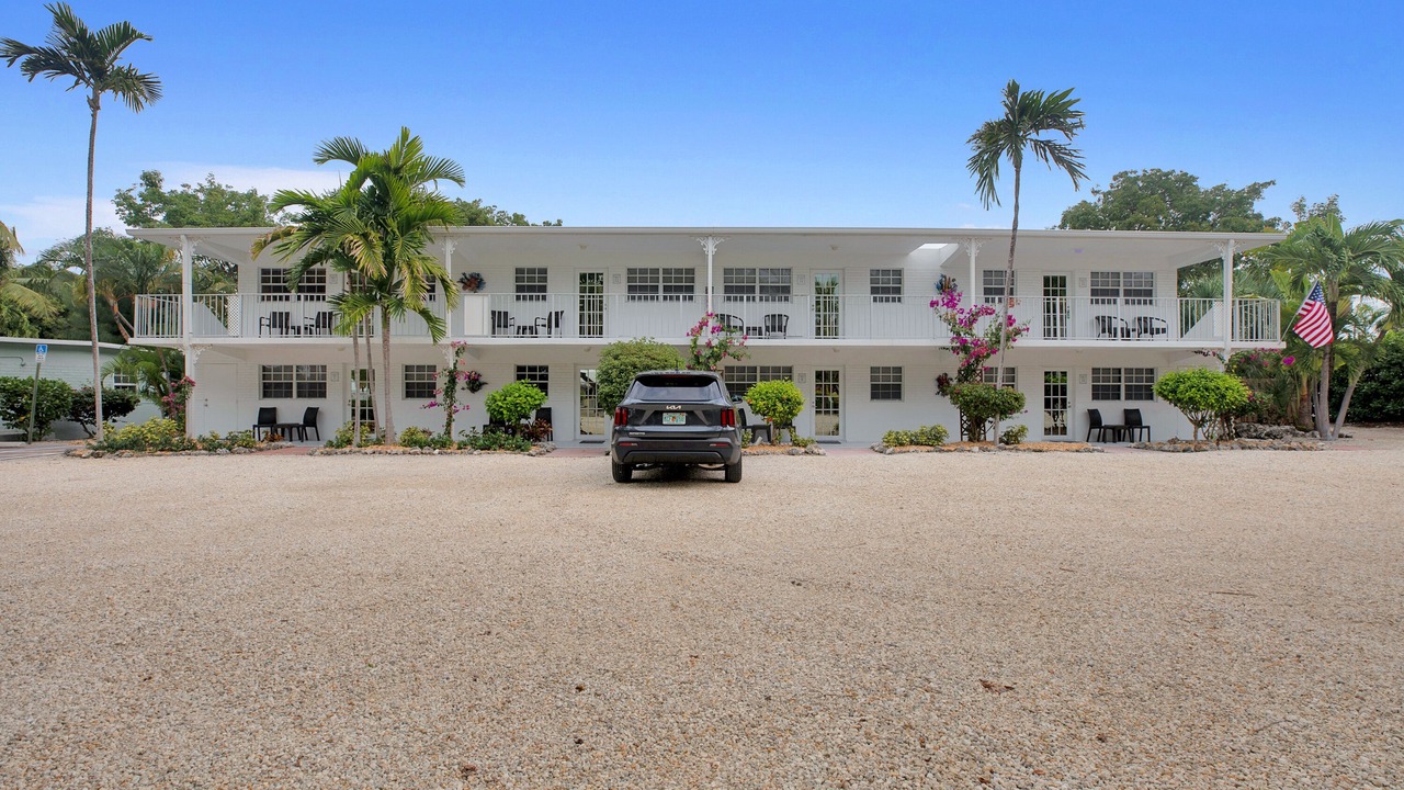 Photo of Others in Tavernier