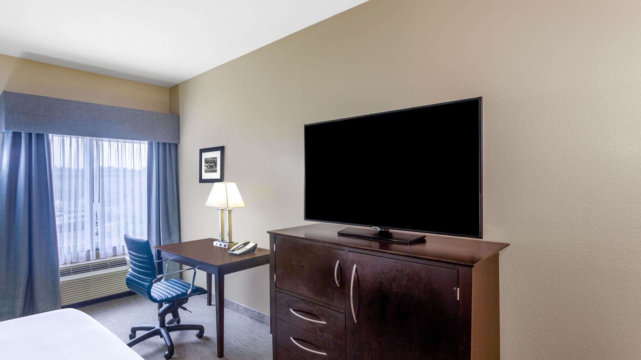 Photo of Bedroom in Sebring