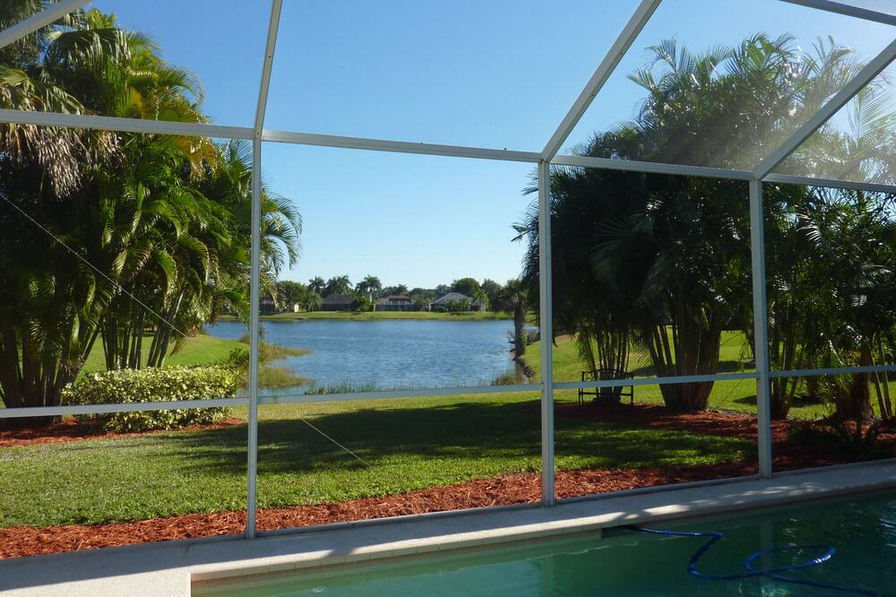 Photo of Outdoor in Central Naples