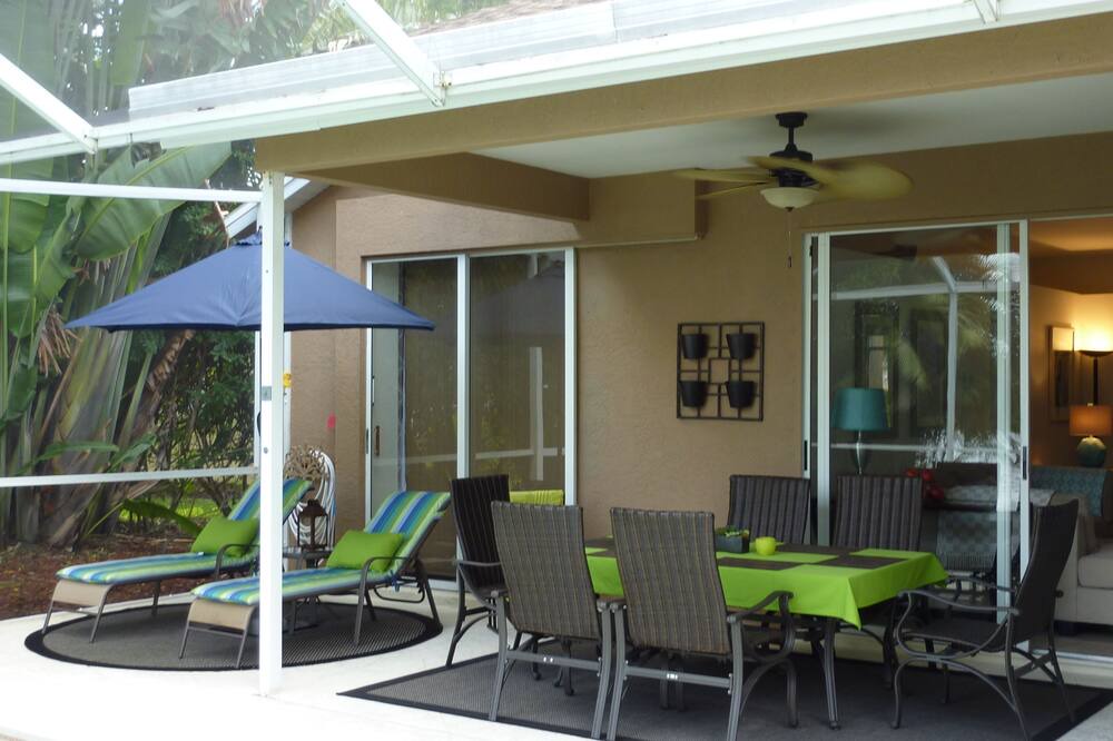 Photo of Patio Balcony in Central Naples