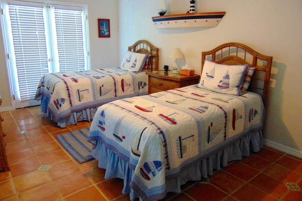 Photo of Bedroom in Sugarloaf Shores