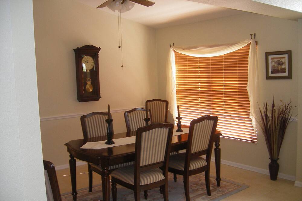 Photo of Bedroom in South Gulf Cove