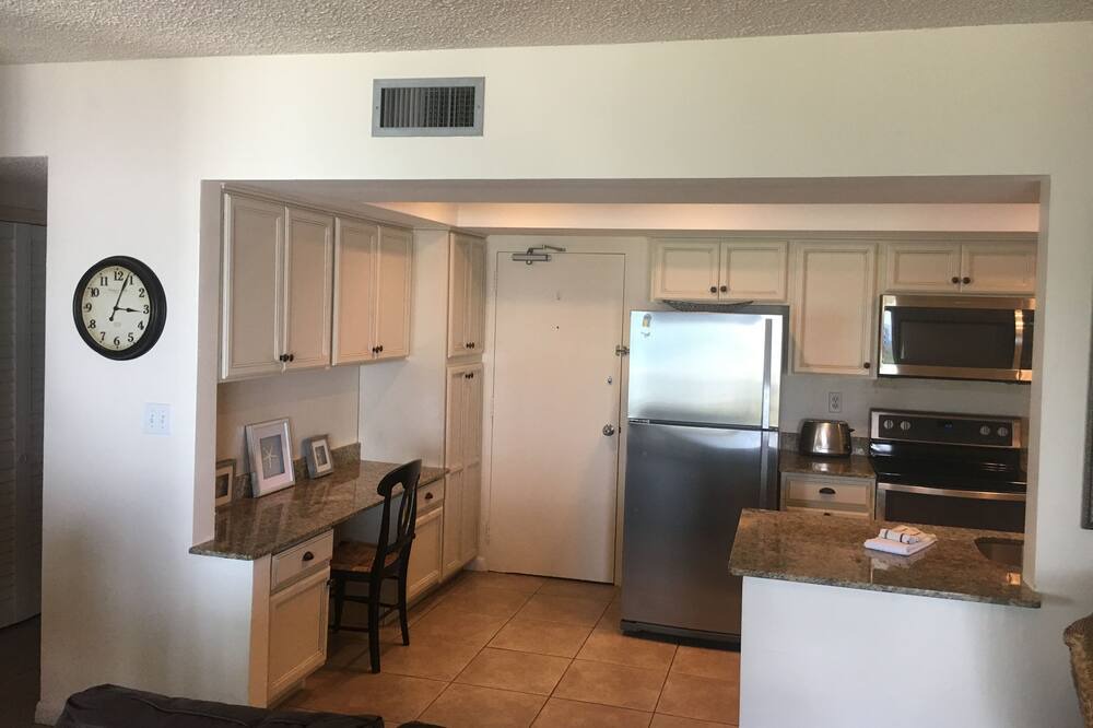 Photo of Kitchen in South Patrick Shores