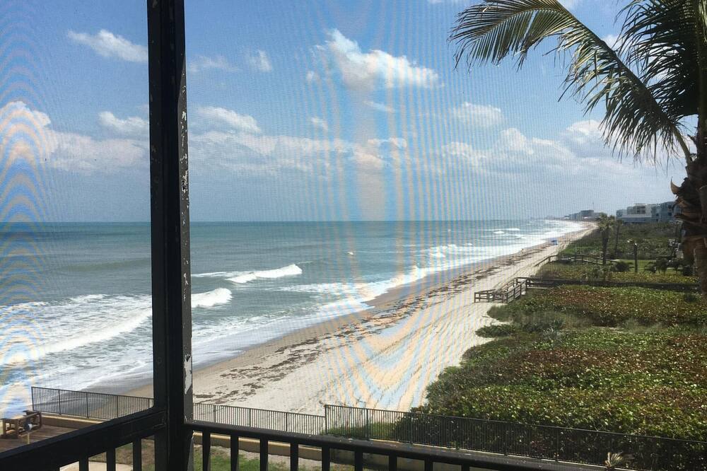 Photo of Patio Balcony in South Patrick Shores