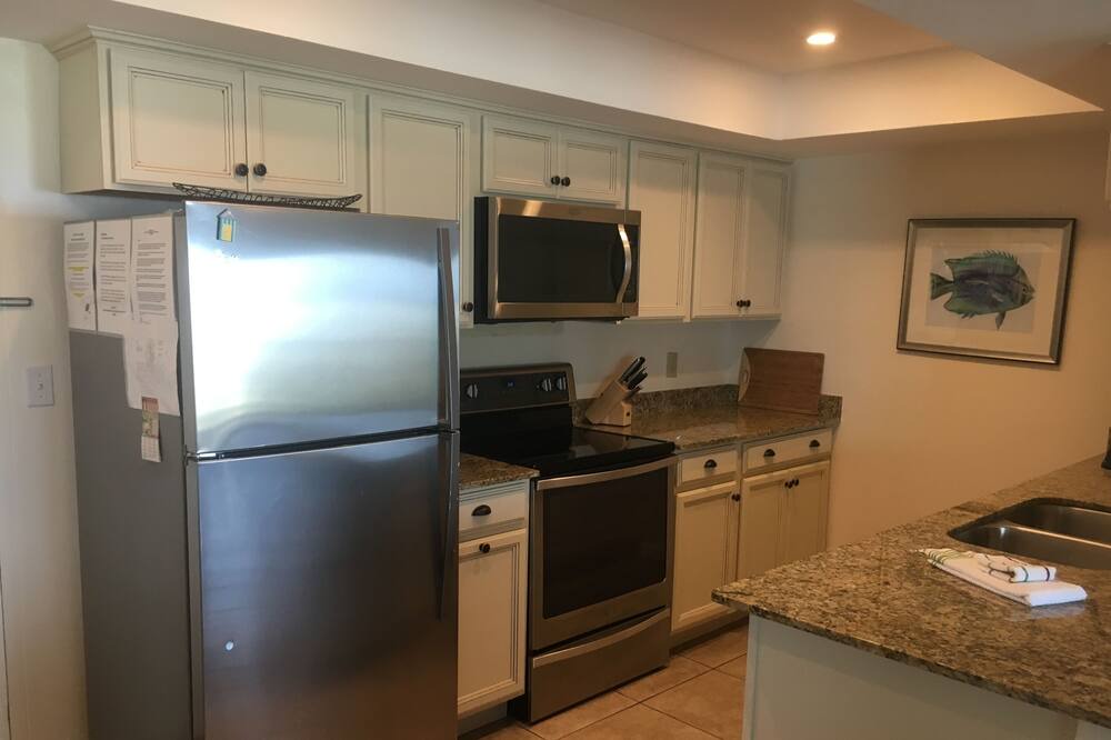 Photo of Kitchen in South Patrick Shores