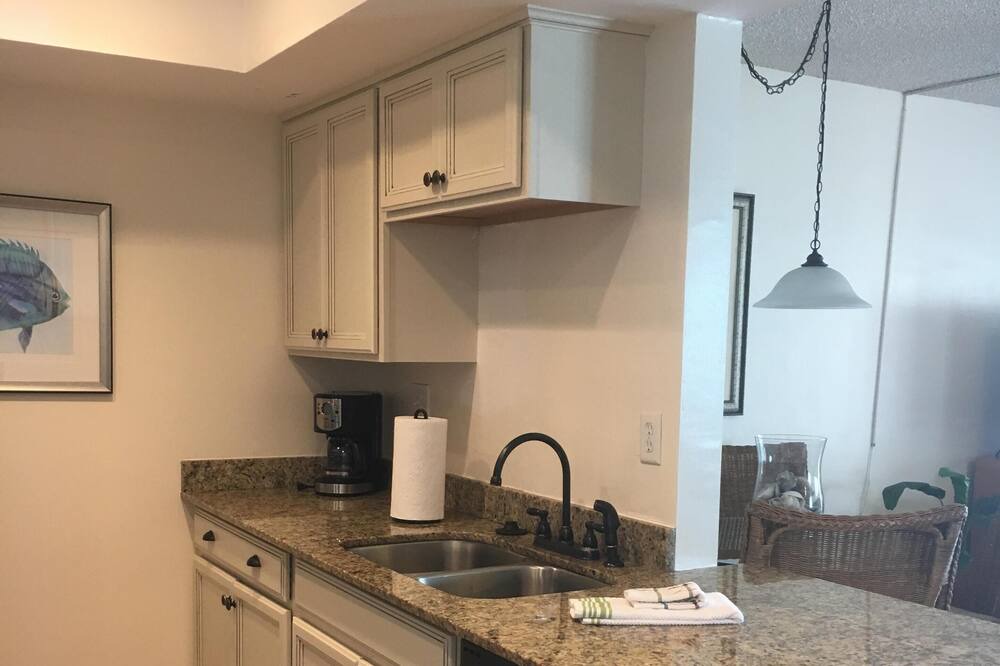 Photo of Kitchen in South Patrick Shores