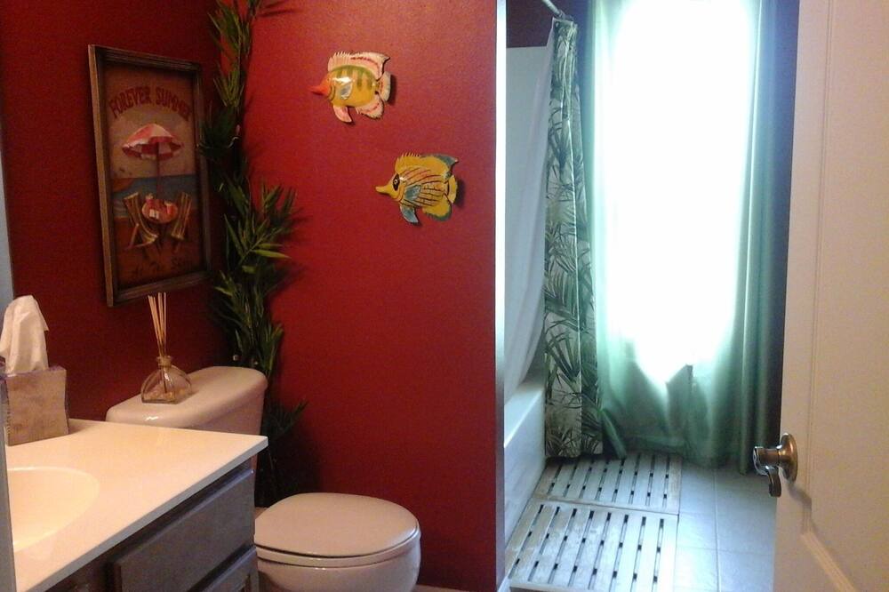 Photo of Bathroom in Port Saint Lucie