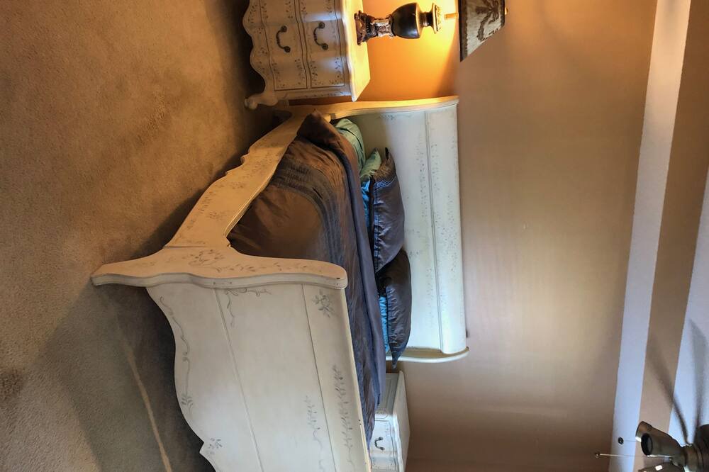 Photo of Bedroom in Port Saint Lucie