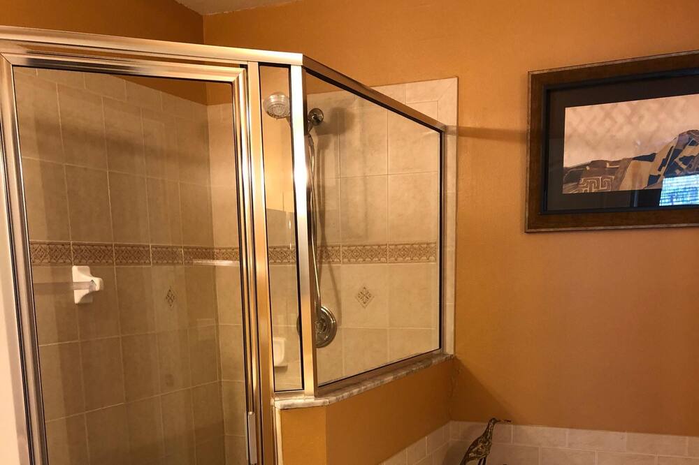 Photo of Bathroom in Port Saint Lucie