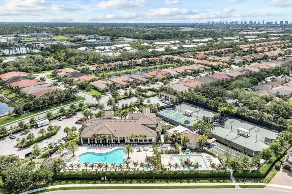 Photo of Others in North Naples